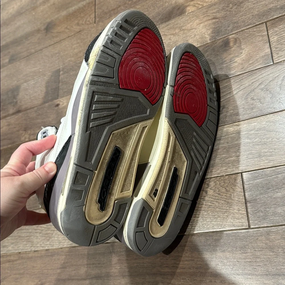 Men’s Jordan size 10.5 - Picture 4 of 9